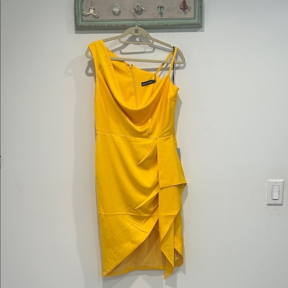 Lavish Alice EMMA cowl neck wrap dress ultimate yellow women’s size 10 new w tag